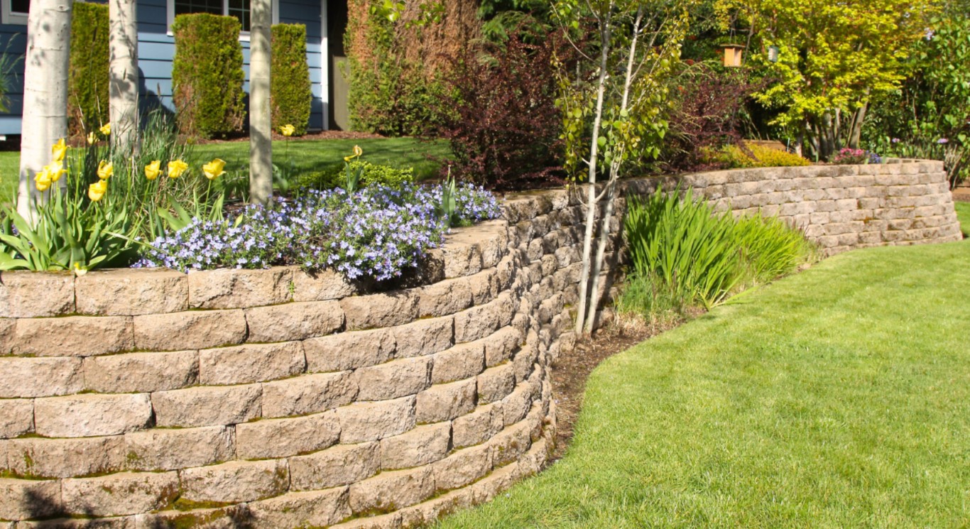 Custom retaining wall design and installation in Fargo, ND